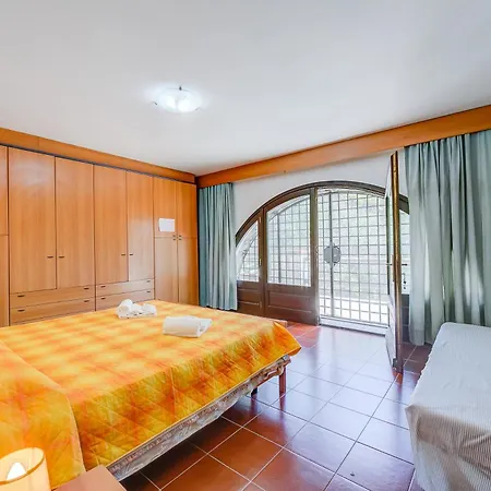 Semesterbostad Breezy Way - Among Greenery - Happy San Bartolomeo Al Mare